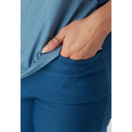 Picture of Swing Out Sister Estelle Pull On Golf Capri - Atlantic Blue